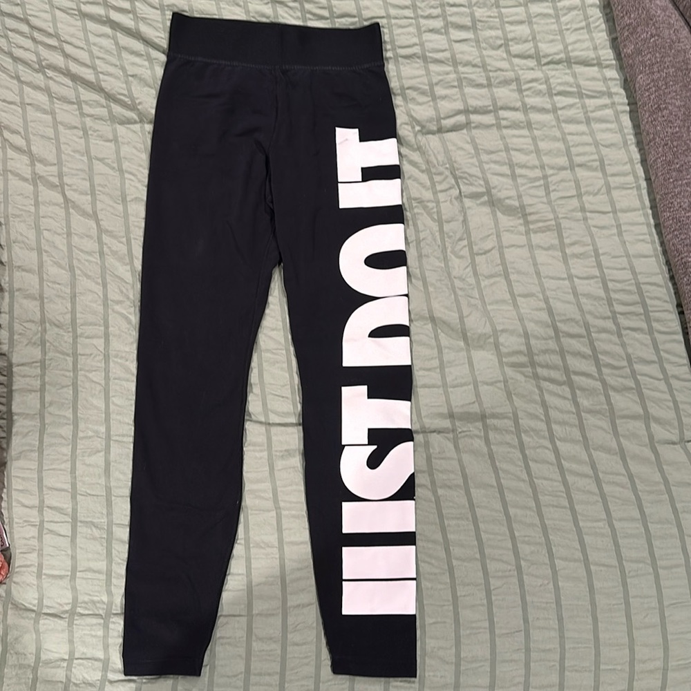 Nike Women’s legging